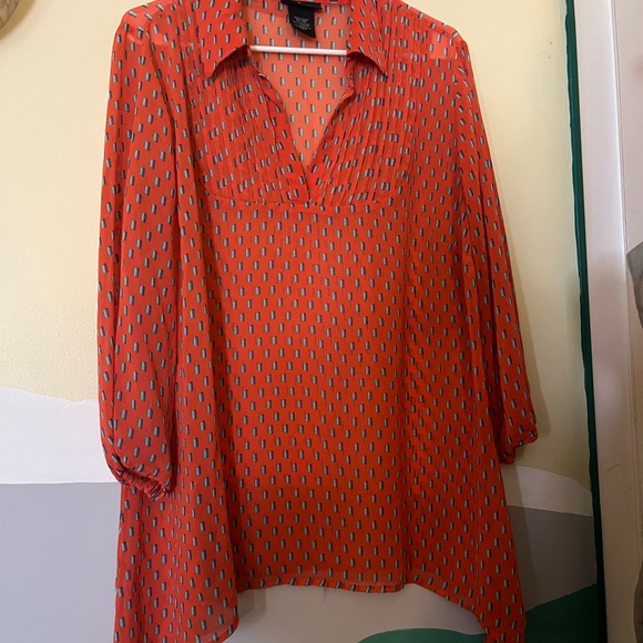 Women's Red Patterned Top - Picture 1 of 2